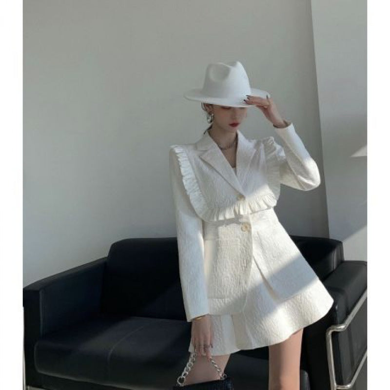 Jacquard Wood Ear Suit Long-sleeved Suit Women Retro Temperament Skirt