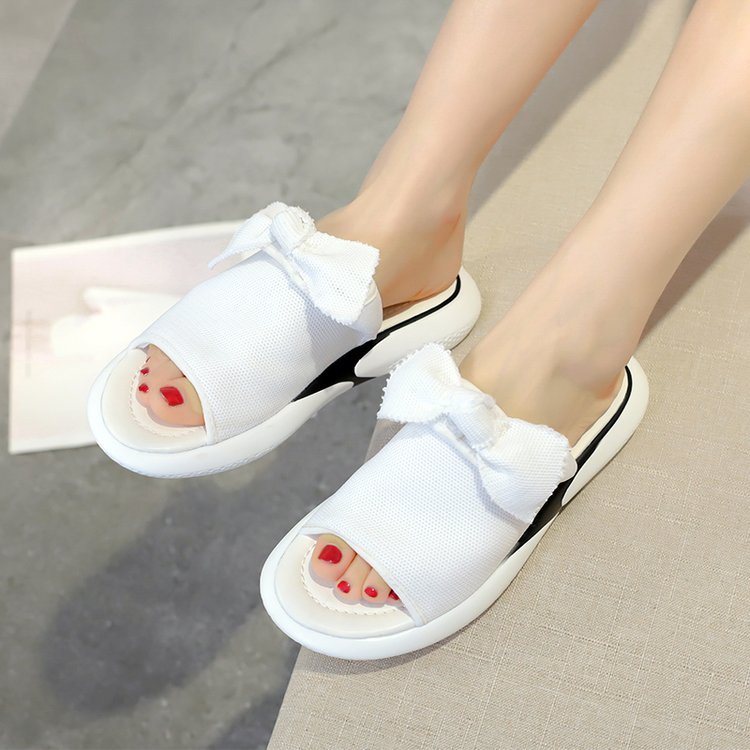 Fish Mouth Sandals Sponge Cake