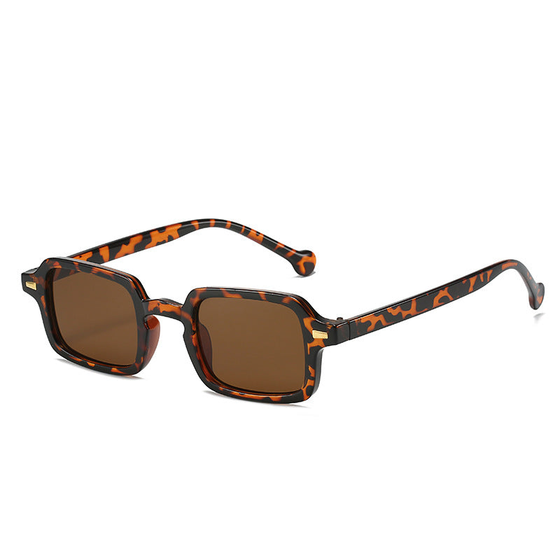 Fashionable New Vintage Square Rivet Glasses