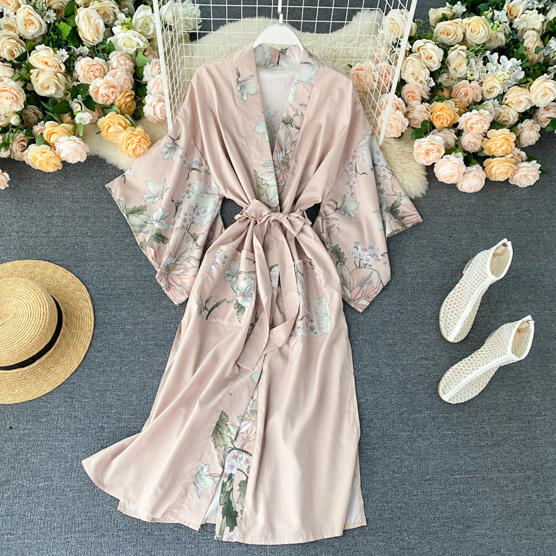 European And American Fashion Blogger Pajama Style Satin Dress Women''s Fashion Printing Long Vacation Sunscreen Coat Fashion