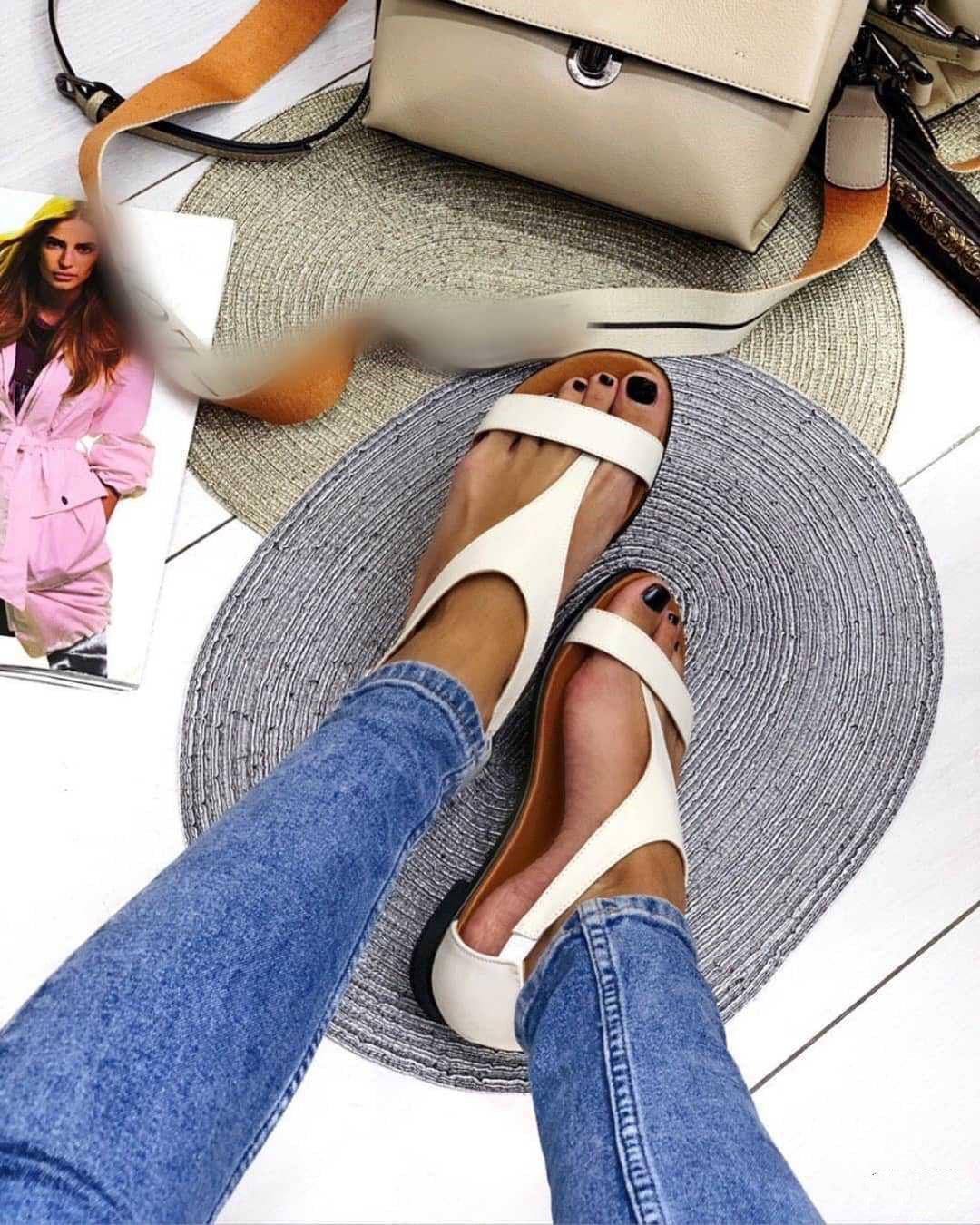 Flat toe 40-43 large size buckle sandals women