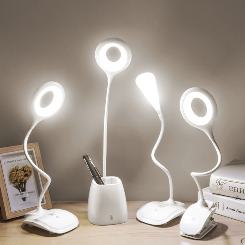 Charging small table lamp