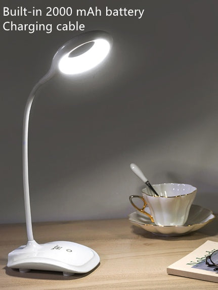 Charging small table lamp