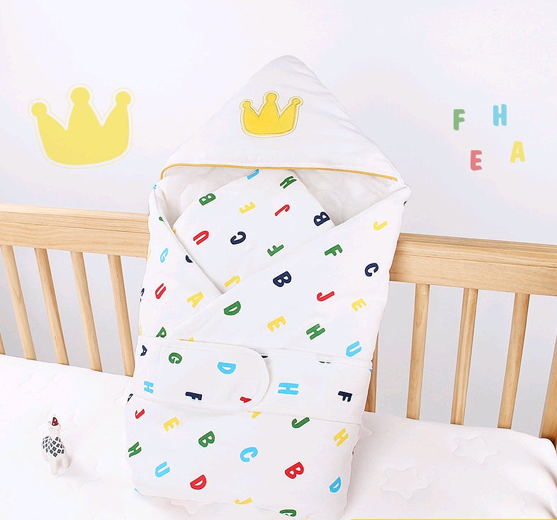 Baby holding autumn and winter newborn belt wrapped cotton newborn thickening blanket baby blanket baby quilt