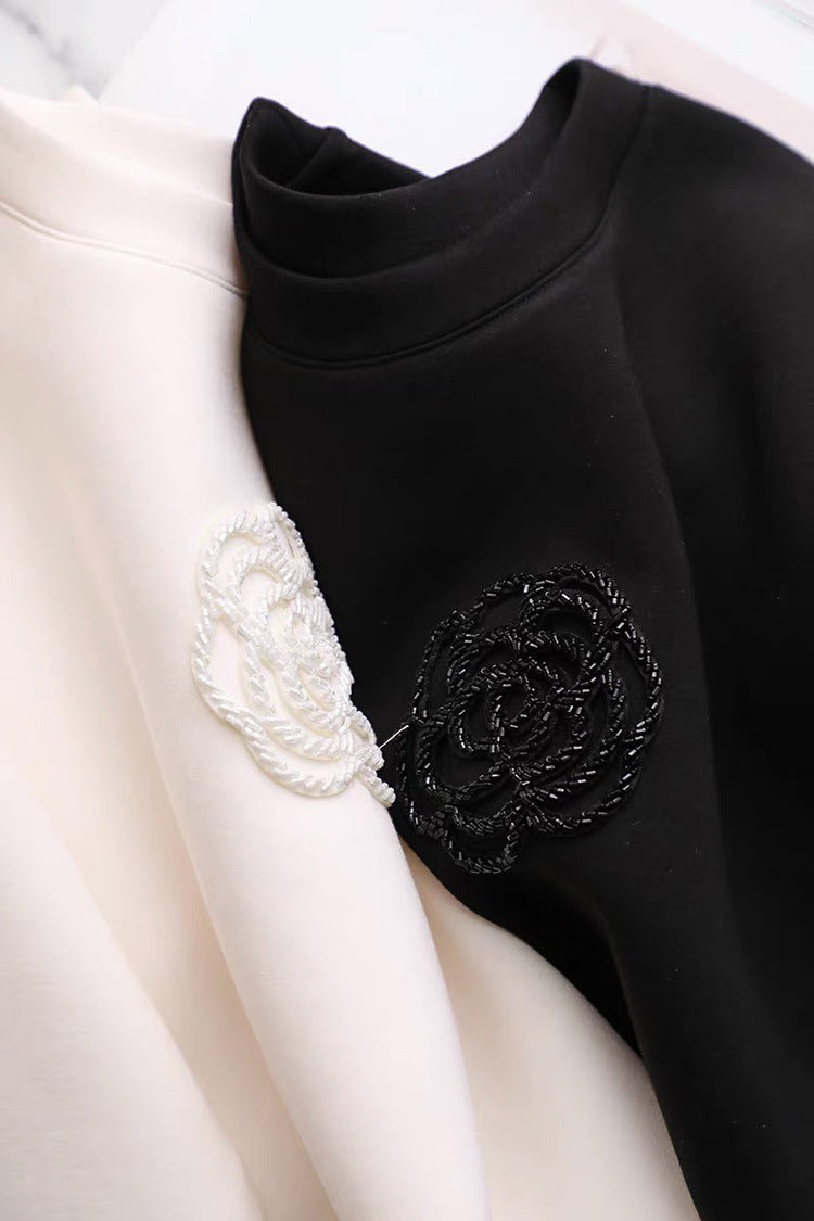 Loose Classic Style Three-dimensional Camellia Round Neck Sweater For Women