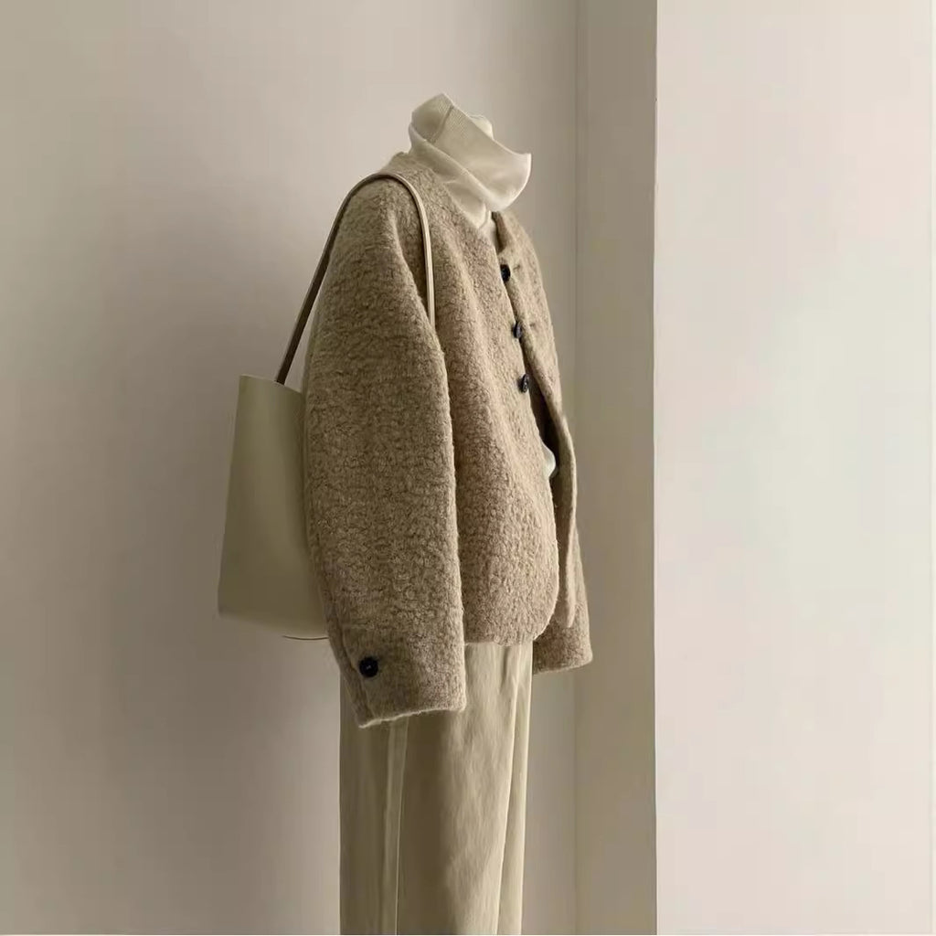 Women's Small Fragrance Short Lamb Fur Coat
