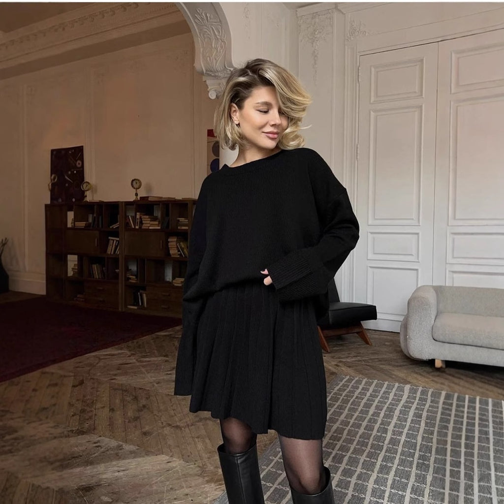 Solid Color Round Neck Sweater Pleated Skirt Suit Fashion Skirt