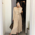 Round neck single-breasted lace-up bow knitted pleated dress