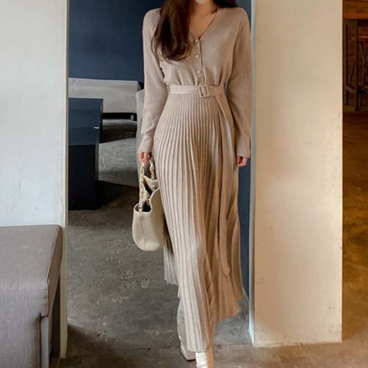 Knitted Dress New Temperament V-neck Mid-length Pleated Skirt