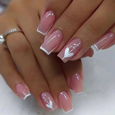 24 Pieces Nail Art High Fashion Simple Rhinestone Butterfly Flower Cow Wear Nail