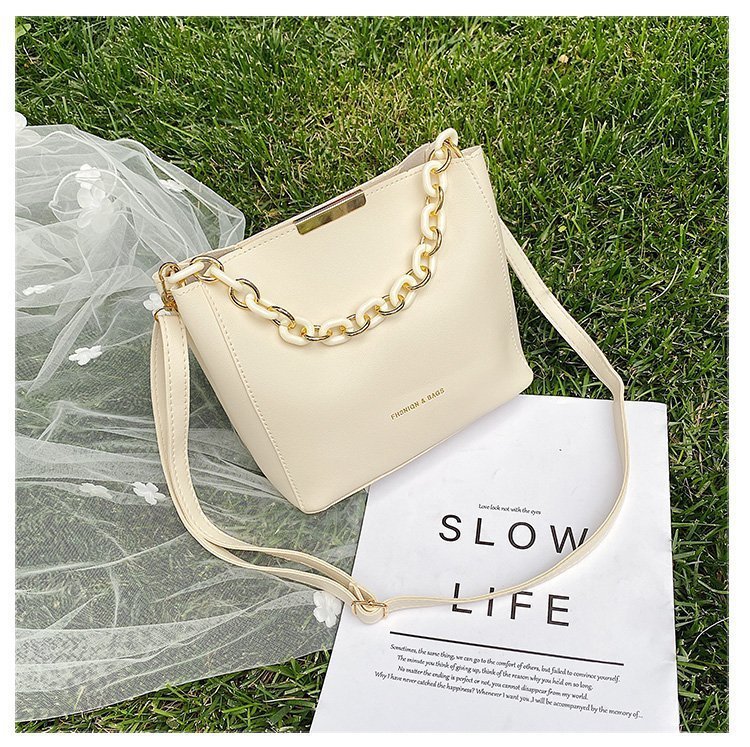 All-match One-shoulder Portable Messenger Bag Fashion Bucket Bag
