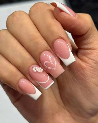 24 Pieces Nail Art High Fashion Simple Rhinestone Butterfly Flower Cow Wear Nail