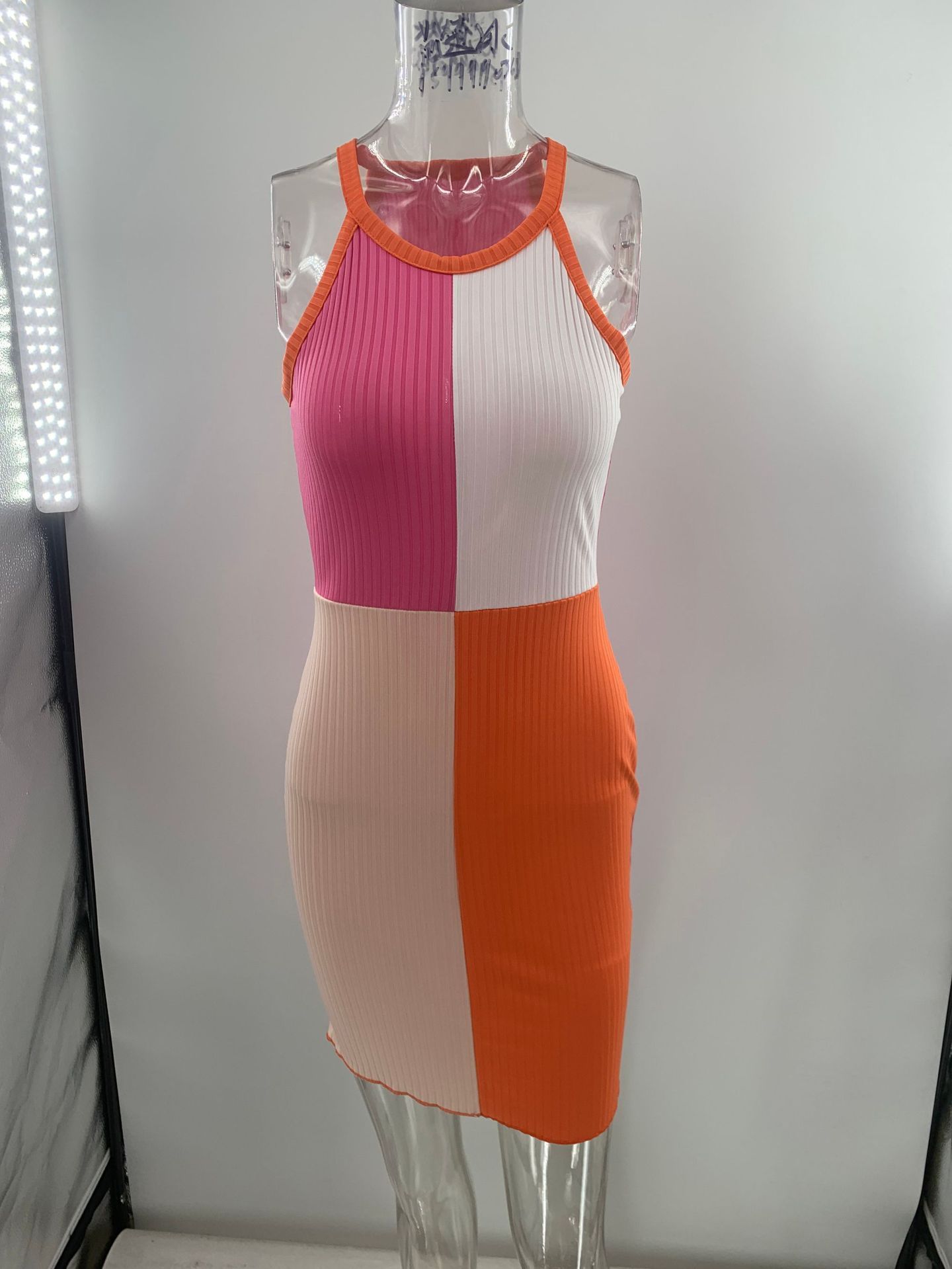 Sleeveless Wrap Hip Crew Neck Stretch One-Step Dress